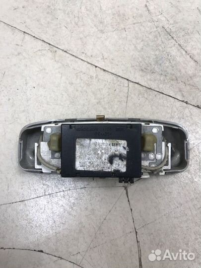 Плафон внутреннего освещения Ford Focus