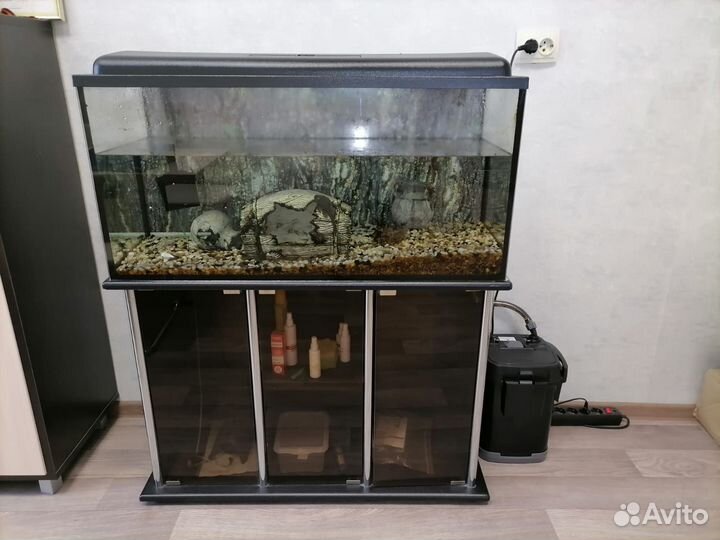 Аквариум с тумбой 180литров