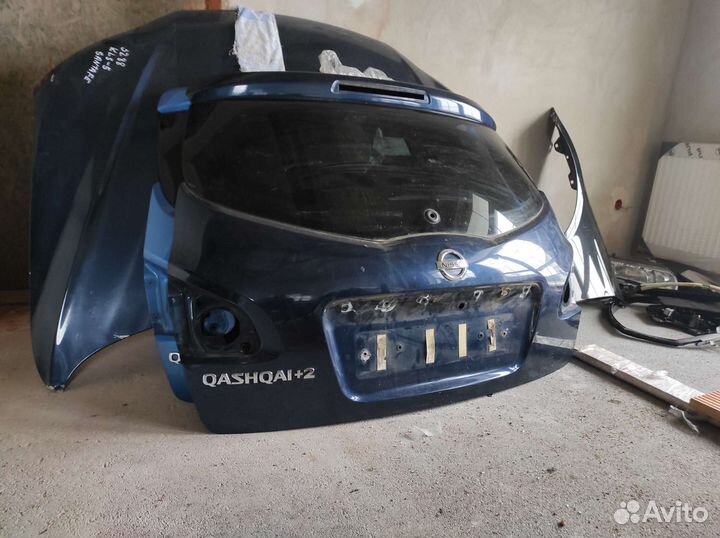 Крышка багажника на nissan qashqai +2