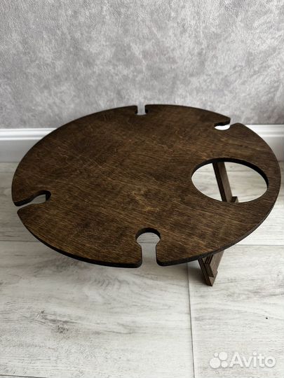 Винный столик