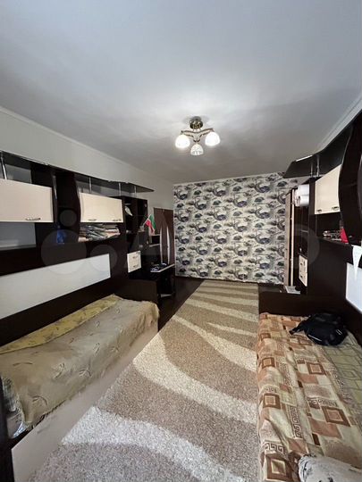 2-к. квартира, 52 м², 6/10 эт.