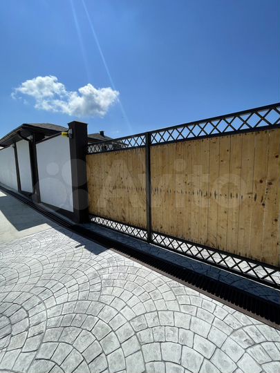 Коттедж 177 м² на участке 4 сот.