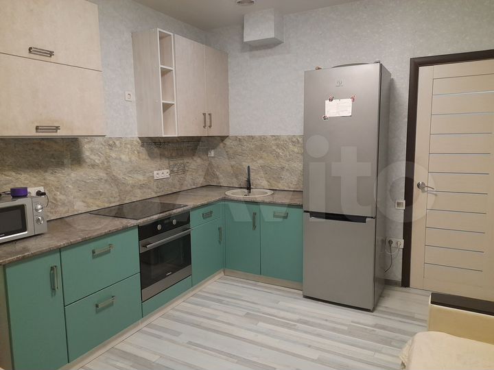 2-к. квартира, 57,6 м², 1/16 эт.