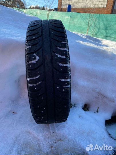 Bridgestone Ice Cruiser 7000 185/65 R15