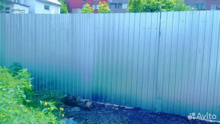 Заборы из профнастила