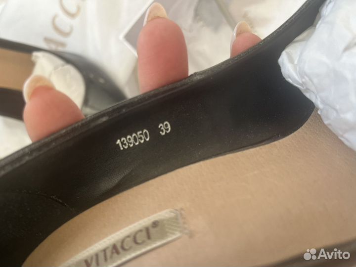 Туфли vitacci 39 размер