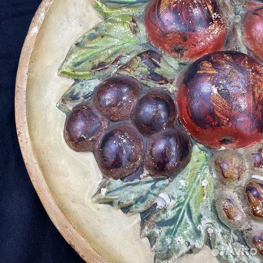 Гипсовая настенная тарелка панно некрасов В.Н