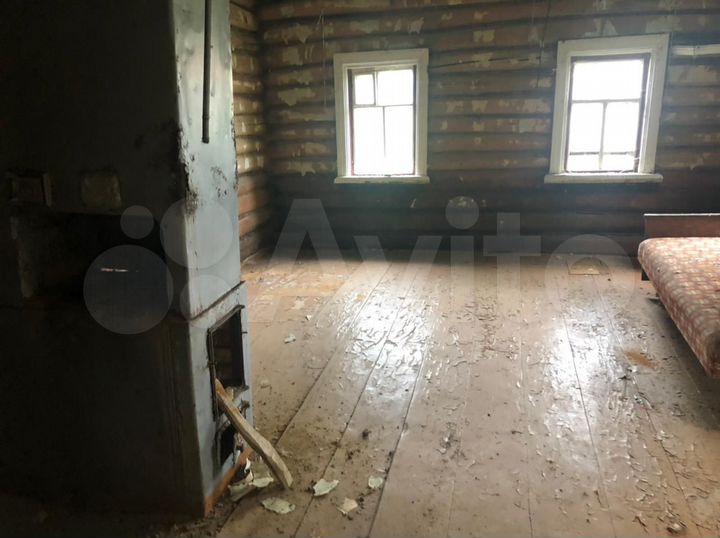 Дом 32,3 м² на участке 30 сот.