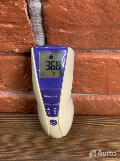 Термометр бесконтактный B.Well