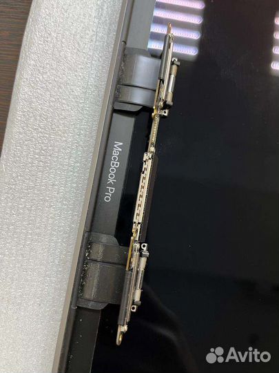 Матрица в сборе с крышкой, MacBook Pro 13, 2020г