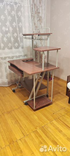 Компьютерный стол б/у