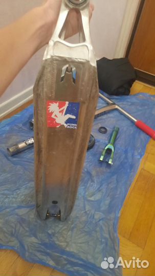 Дека жля самоката pandemonium