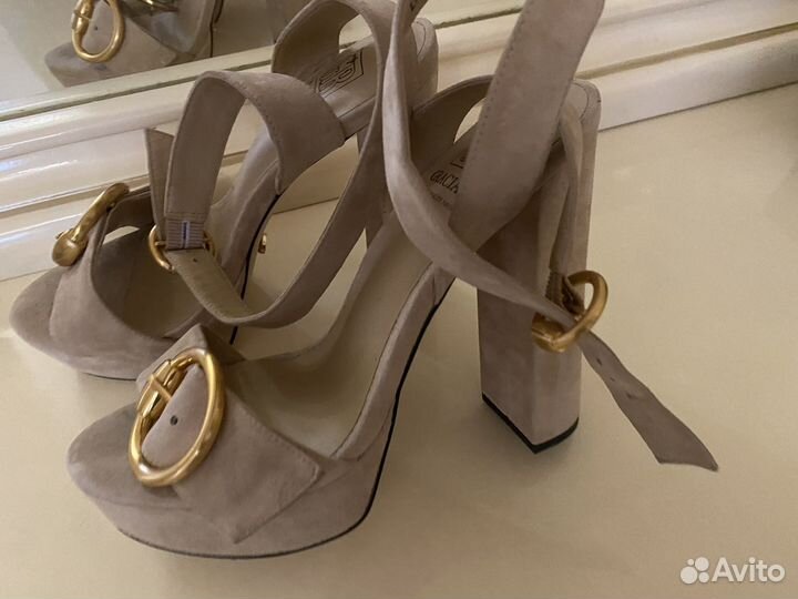 Обувь женская 37 размер