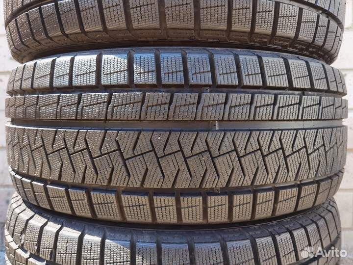 Pirelli Ice Asimmetrico 225/50 R17 94Q