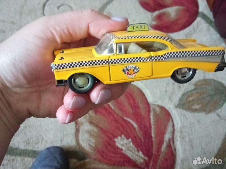 Модельки машинок