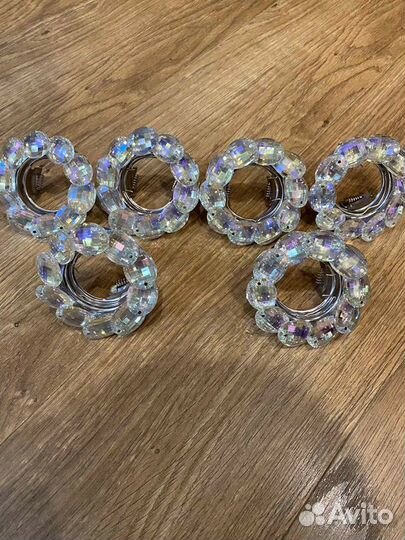 Светильник точечный потолочный