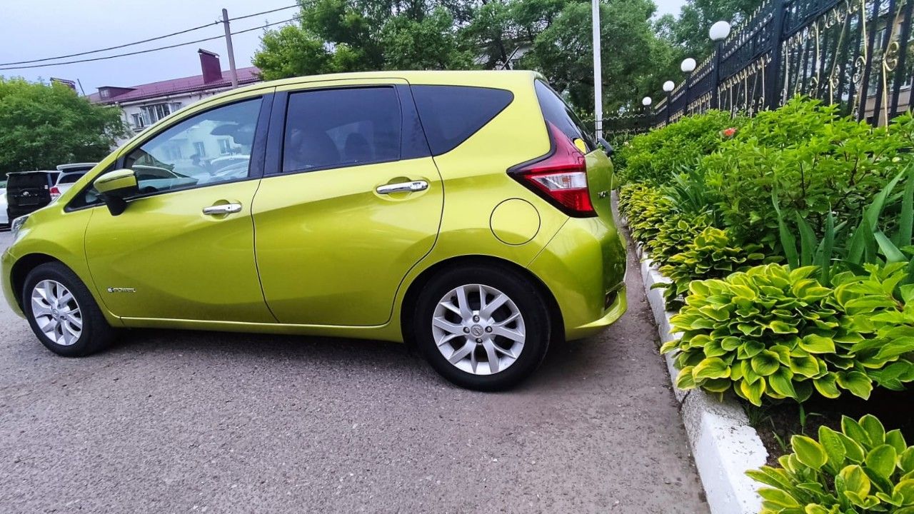 Nissan Note: фото владельца