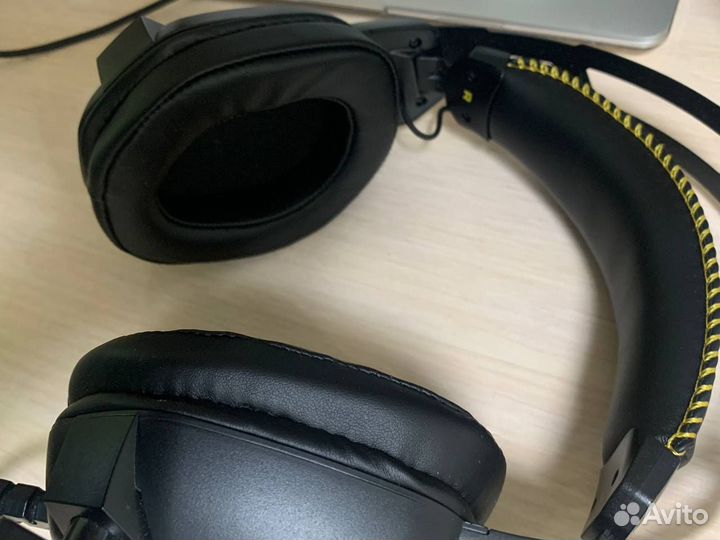 Игровые наушники