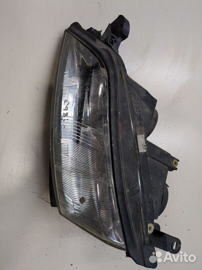 Фара (передняя) Opel Vectra B, 1997
