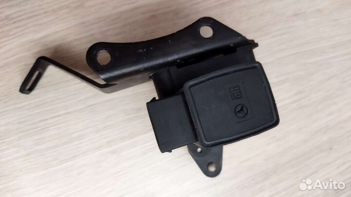 Датчик положения педали газа w202 w210