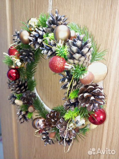 Новогодний венок ручной работы