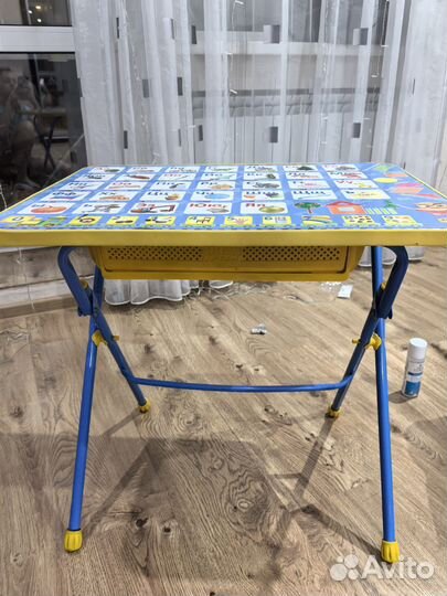 Детский стол