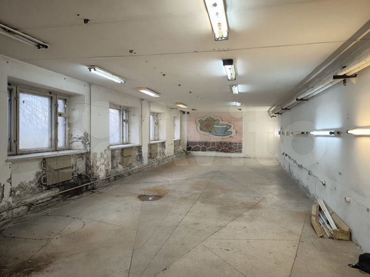 Свободного назначения, 267.7 м²