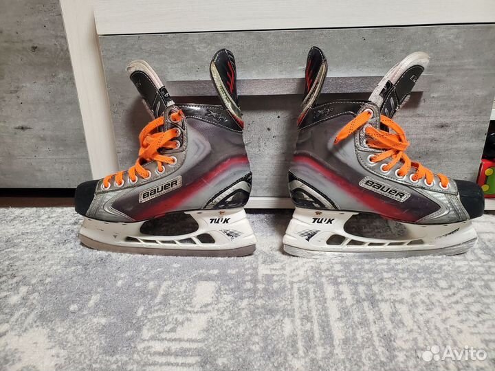 Хоккейные коньки bauer X7.0