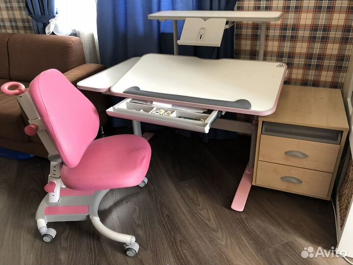 Растущая парта и стул