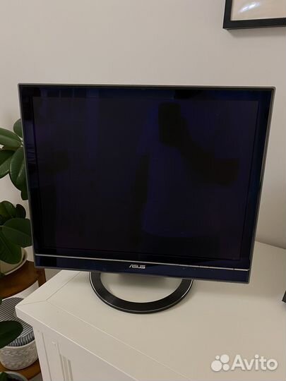 Монитор asus