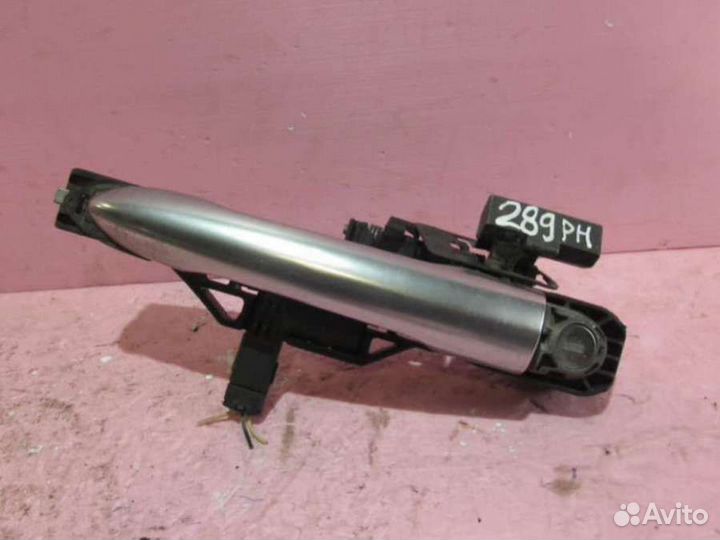 Ручка наружная передняя левая Renault Laguna - 2 поколение (2001-2005)