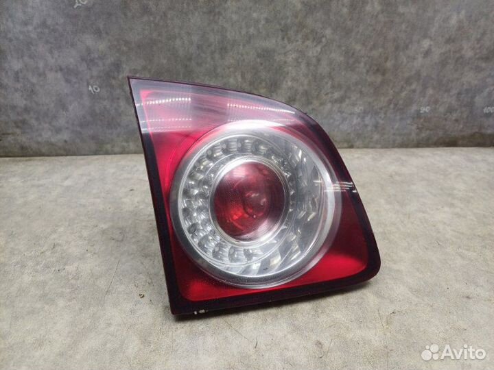 Фонарь задний левый Volkswagen Golf Plus 1.6 BSE