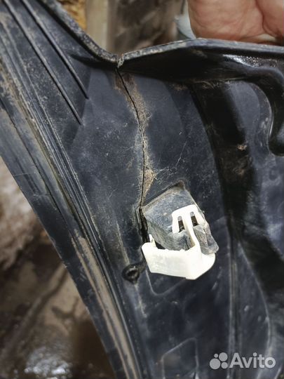 Жабо Renault Symbol 2