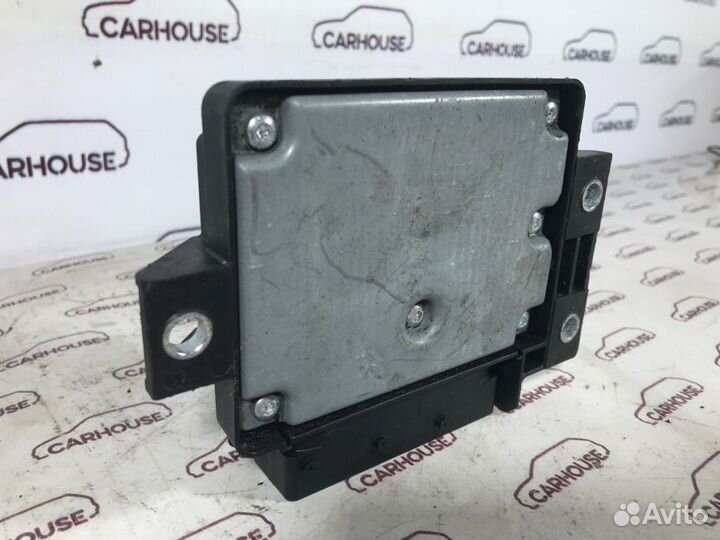 Блок управления стояночным тормозом Volkswagen