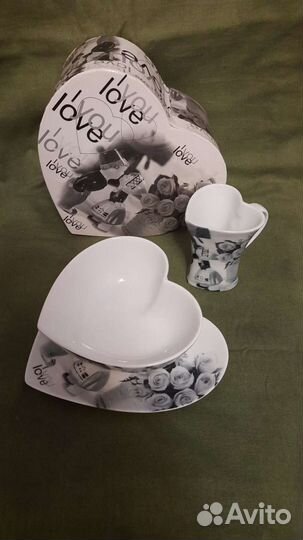 Набор посуды фарфоровый из трех предметов