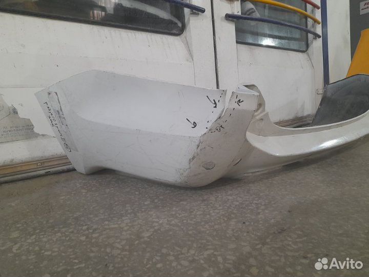 Бампер задний Mitsubishi Pajero Sport 3