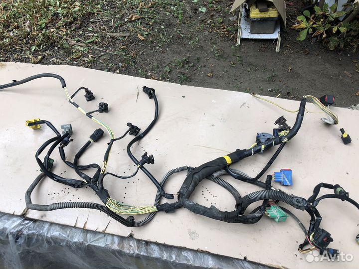 Проводка на двигатель (коса) Citroen C5