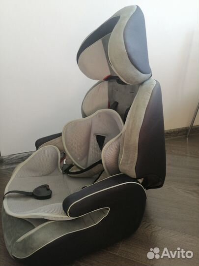 Детское автокресло Emily от 9 до 36 кг