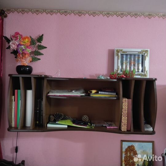 Продам книжную полку