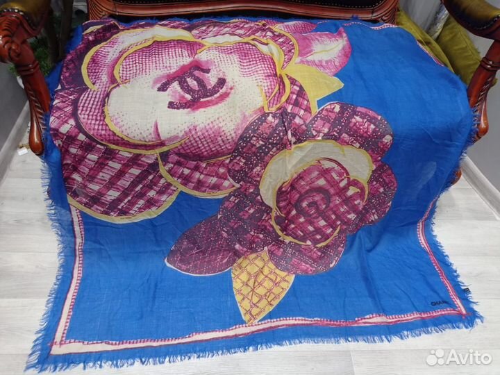 Большой платок шаль 140 тонкорунная шерсть chanel