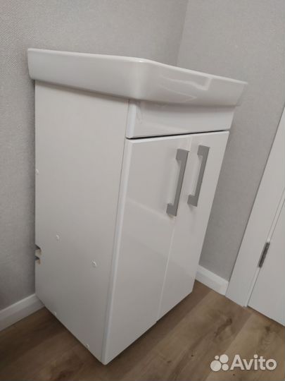 Тумба для ванной новая от застройщика