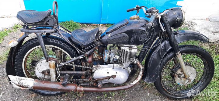 Мотоцикц иж-49