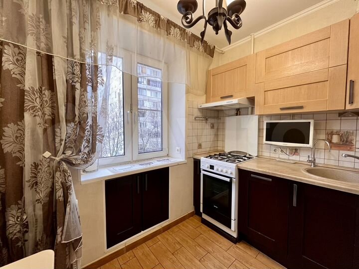 3-к. квартира, 57 м², 4/9 эт.