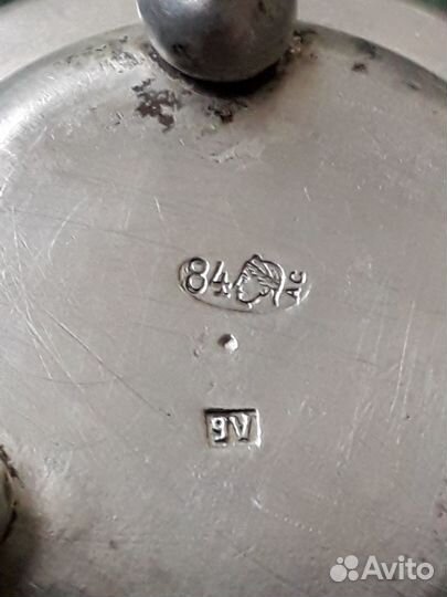 Серебряная солонка