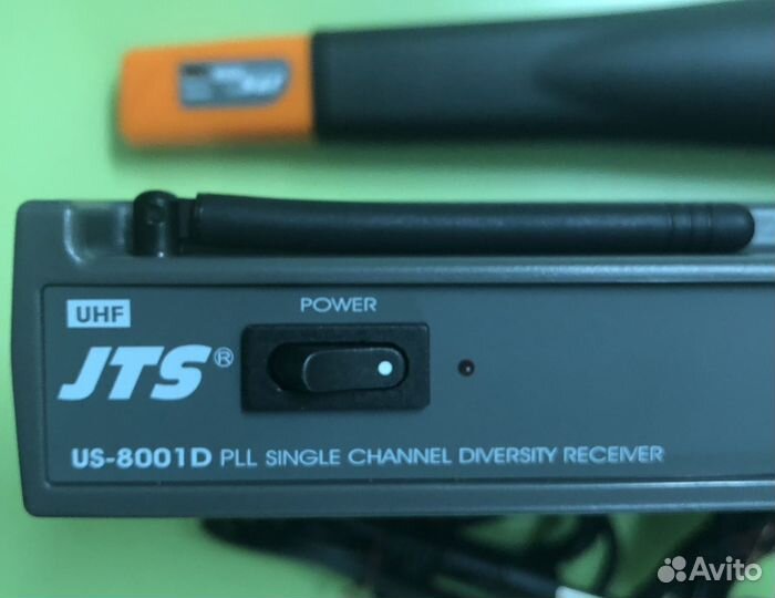 Радиомикрофон JTS