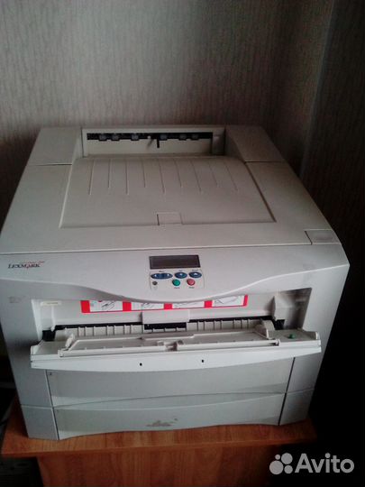 Цветной лазерный принтерА3 Lexmark Optracolor1200