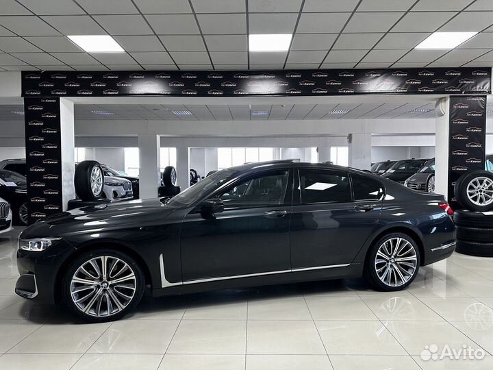 BMW 7 серия, 2022