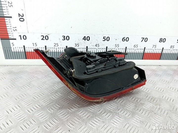 Фонарь задний для Volkswagen Golf 4 1J6945096T