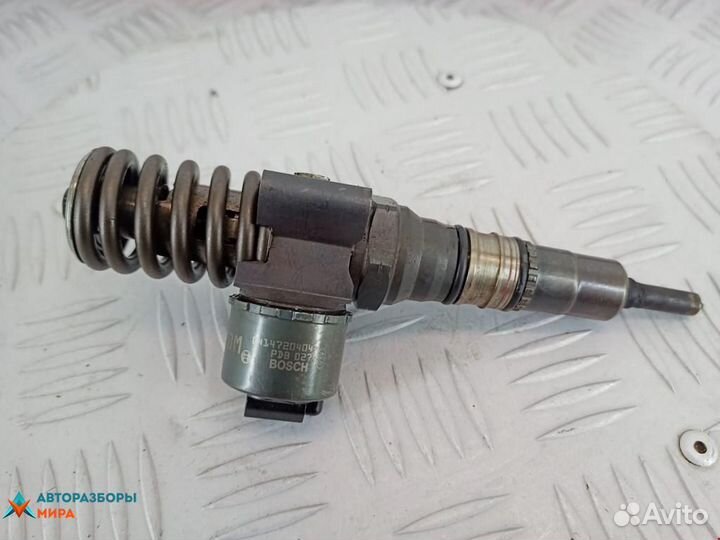 Форсунка Dodge Caliber 2008 68000912AA