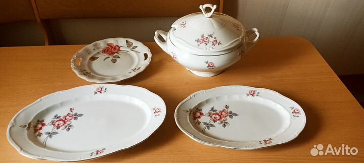Фарфор. Супница + 3 блюда. Германия. Цена за всё